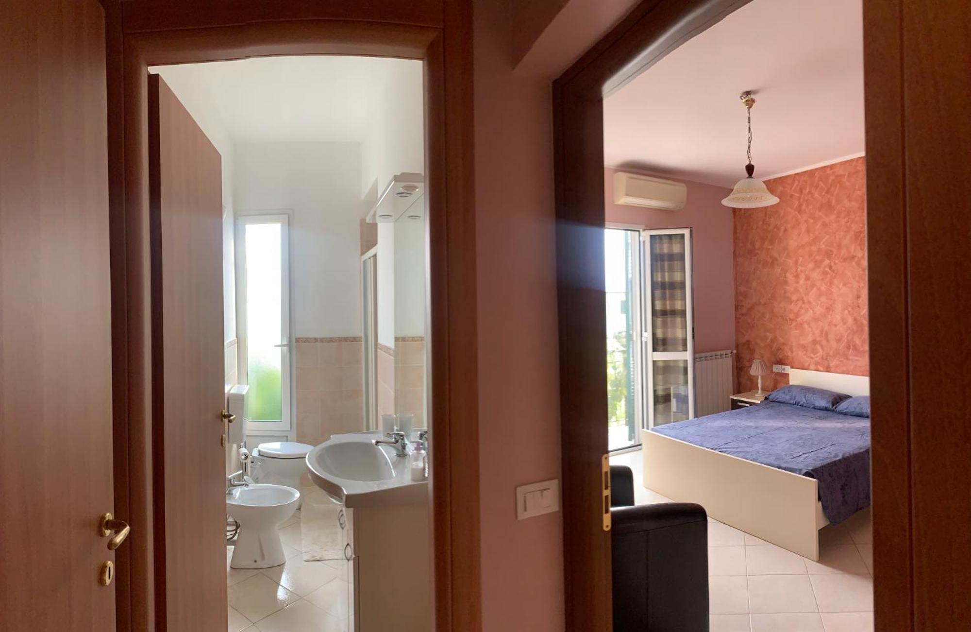 Ligo Bed & Breakfast Виланова д'Албенга Екстериор снимка