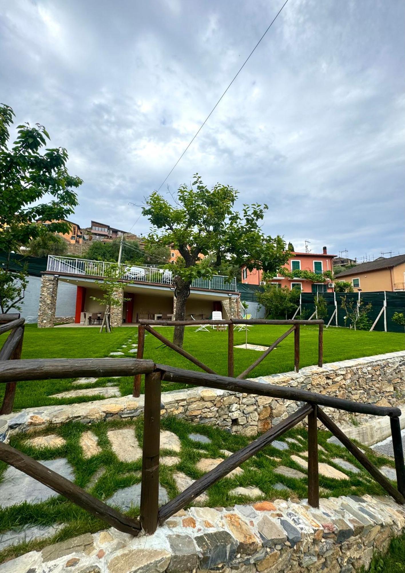 Ligo Bed & Breakfast Виланова д'Албенга Екстериор снимка